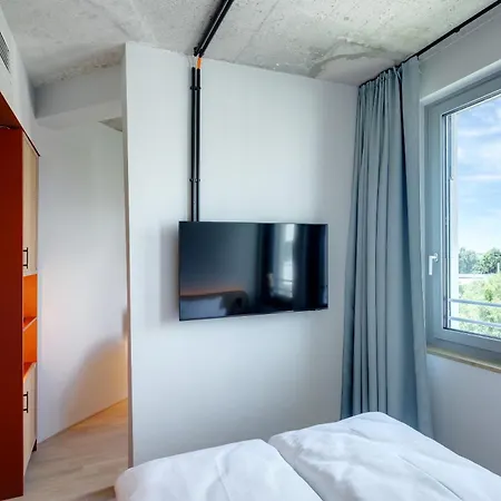 Dein Muenchen Апарт-отель