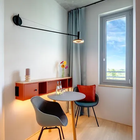 Dein Muenchen Aparthotel *